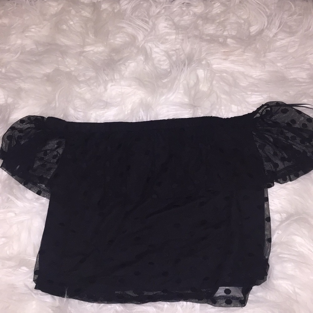 cropped black shirt